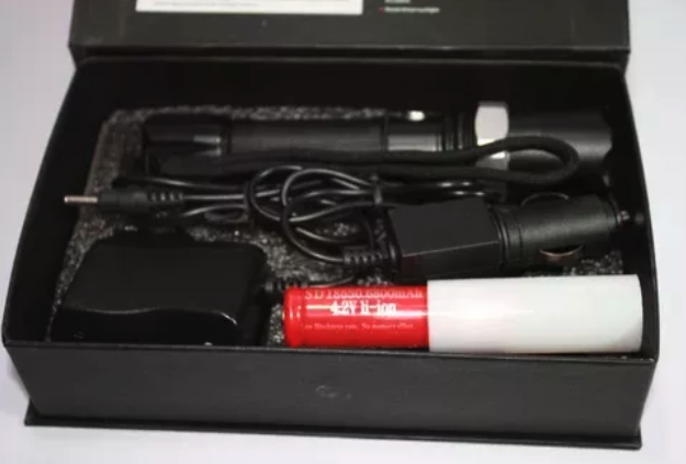 Linterna LED Táctica Recargable - Alta Potencia con Zoom y Luz de Emergencia SOS (Ref: 5057/100114) - Imagen 5